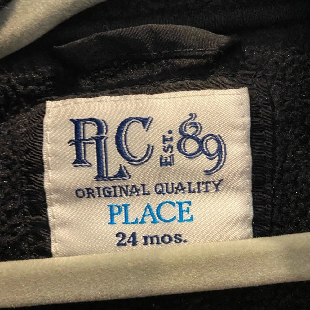 Children’s Place Fleece Jacket - Picture 3 of 3